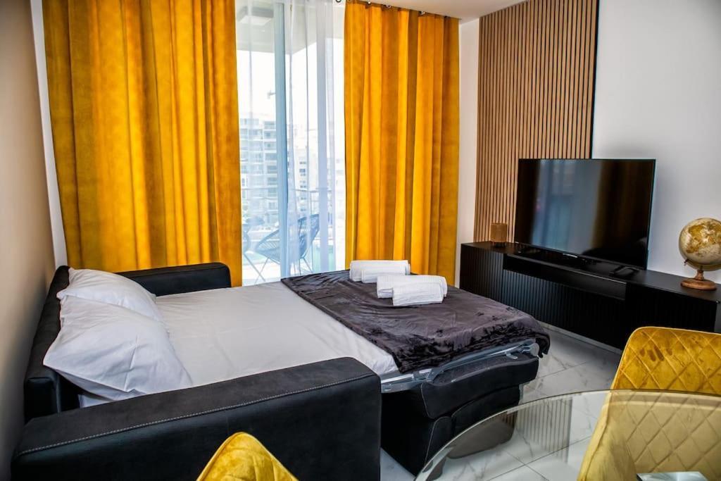 Stylish Seafront Spinola Apartment Saint Julian's Eksteriør bilde
